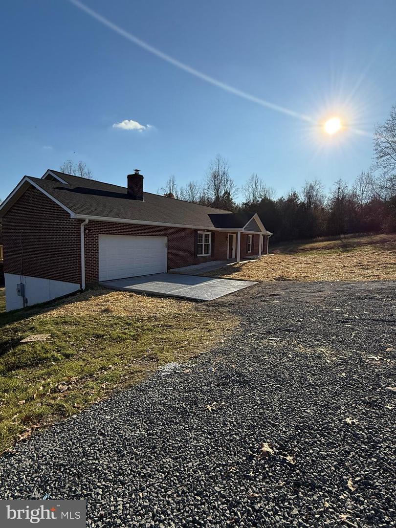 19196 FERGUSON LN, JEFFERSONTON, Virginia 22724, 3 Bedrooms Bedrooms, ,2 BathroomsBathrooms,Residential,For sale,19196 FERGUSON LN,VACU2009388 MLS # VACU2009388