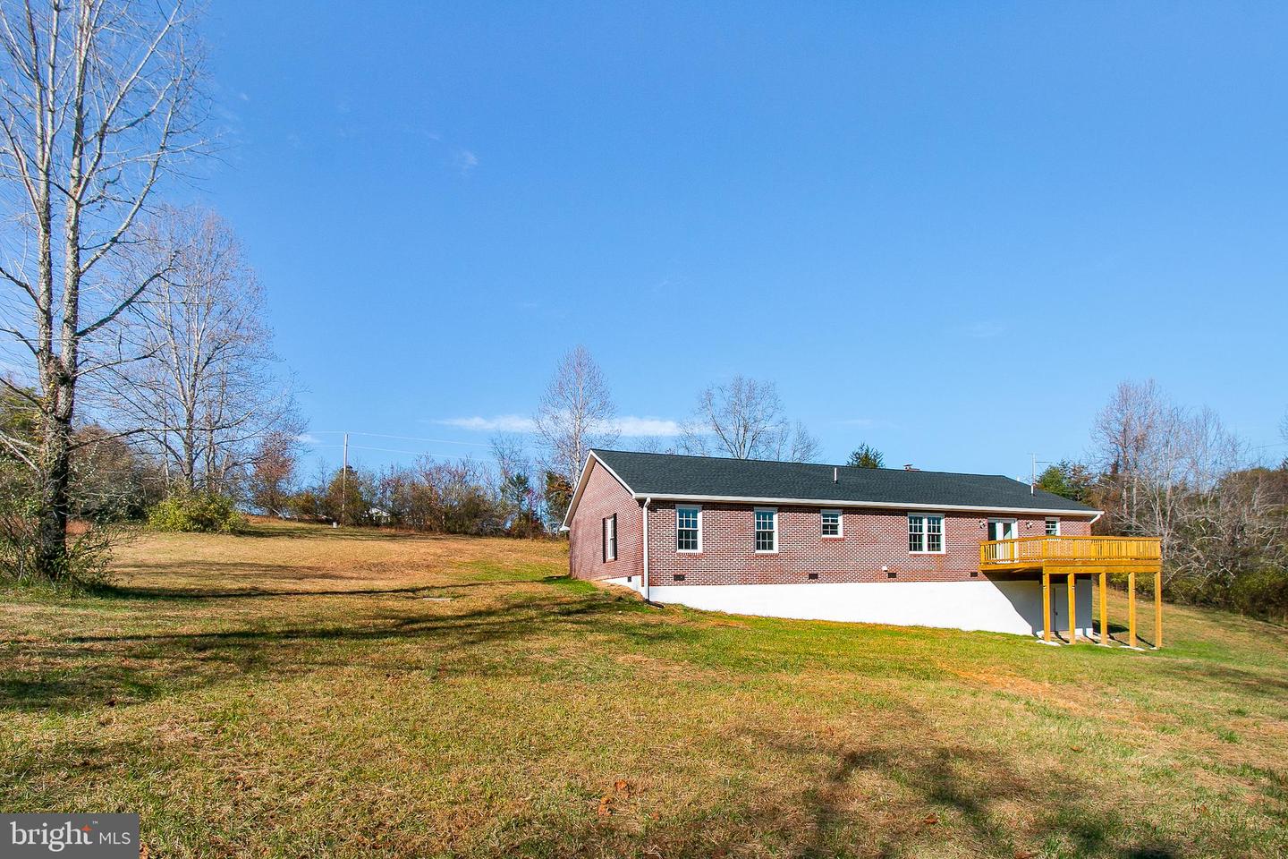 19196 FERGUSON LN, JEFFERSONTON, Virginia 22724, 3 Bedrooms Bedrooms, ,2 BathroomsBathrooms,Residential,For sale,19196 FERGUSON LN,VACU2009388 MLS # VACU2009388