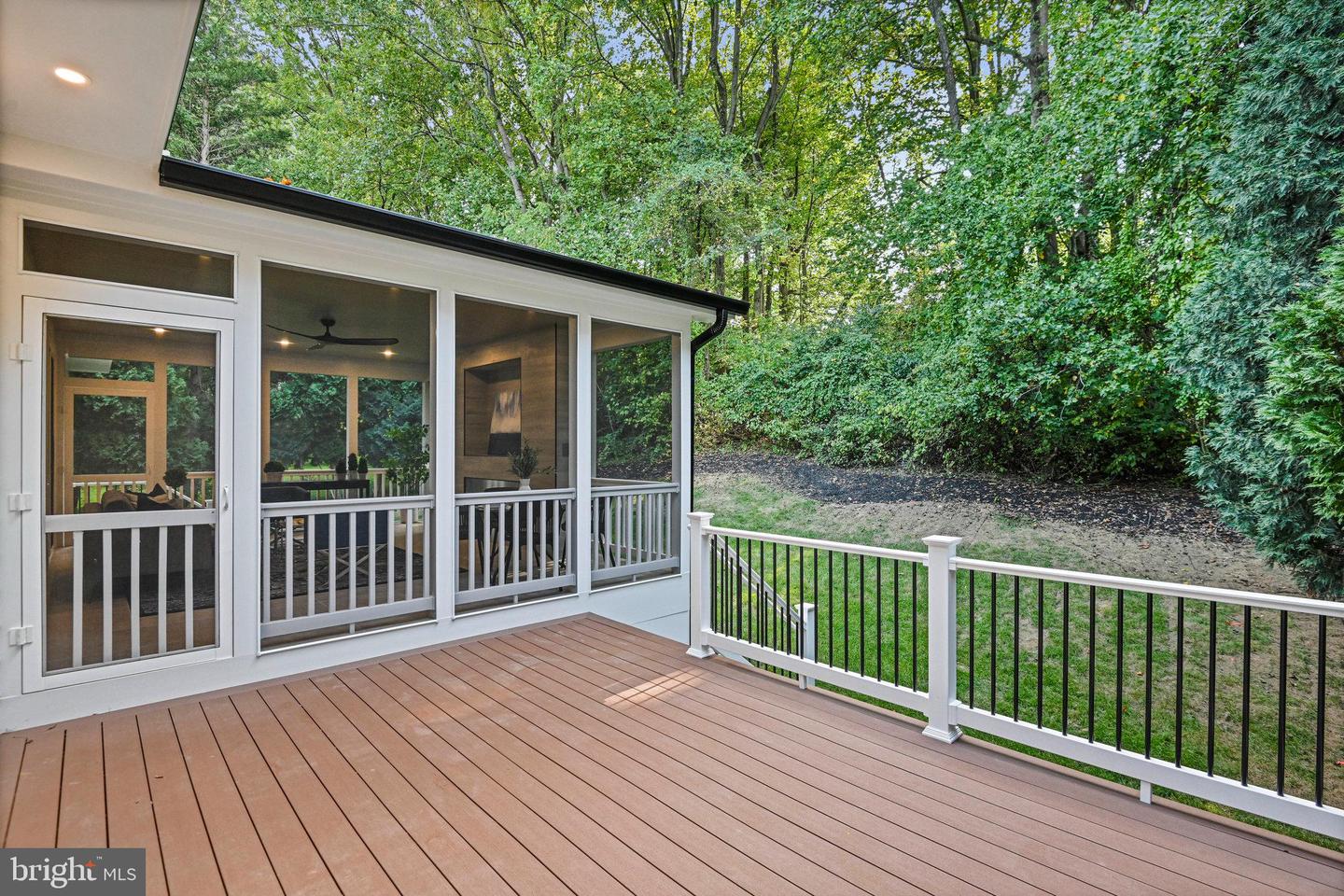 9615 LOCUST HILL DR, GREAT FALLS, Virginia 22066, 6 Bedrooms Bedrooms, ,4 BathroomsBathrooms,Residential,For sale,9615 LOCUST HILL DR,VAFX2231246 MLS # VAFX2231246