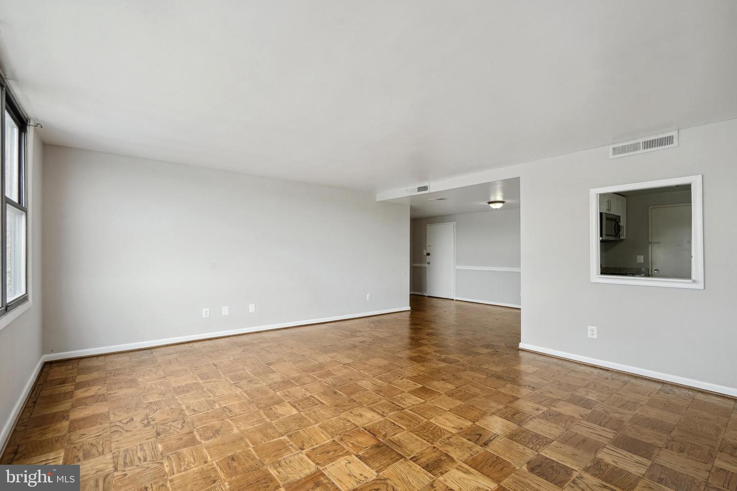 4600 DUKE ST #603, ALEXANDRIA, Virginia 22304, 2 Bedrooms Bedrooms, ,1 BathroomBathrooms,Residential,For sale,4600 DUKE ST #603,VAAX2043500 MLS # VAAX2043500