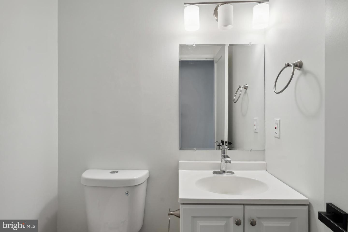6469 ROCKSHIRE CT, ALEXANDRIA, Virginia 22315, 3 Bedrooms Bedrooms, ,2 BathroomsBathrooms,Residential,For sale,6469 ROCKSHIRE CT,VAFX2232292 MLS # VAFX2232292