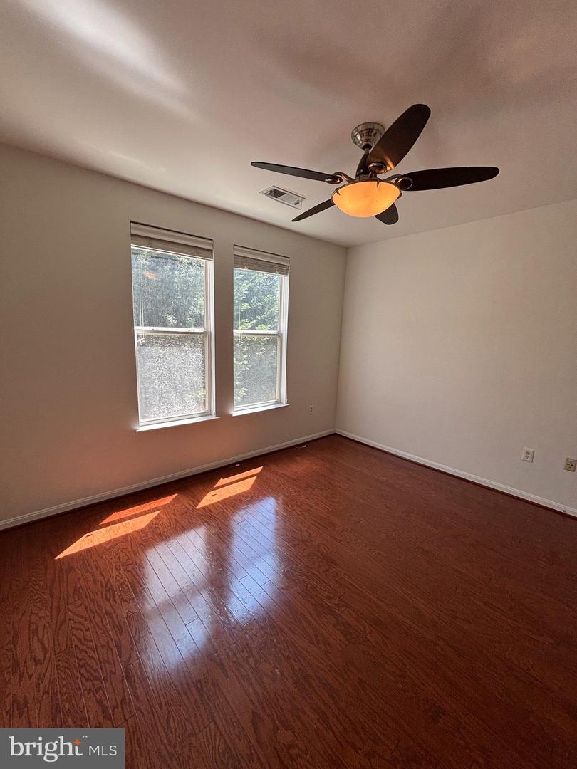 2655 PROSPERITY AVE #237, FAIRFAX, Virginia 22031, 2 Bedrooms Bedrooms, ,2 BathroomsBathrooms,Residential,For sale,2655 PROSPERITY AVE #237,VAFX2234724 MLS # VAFX2234724