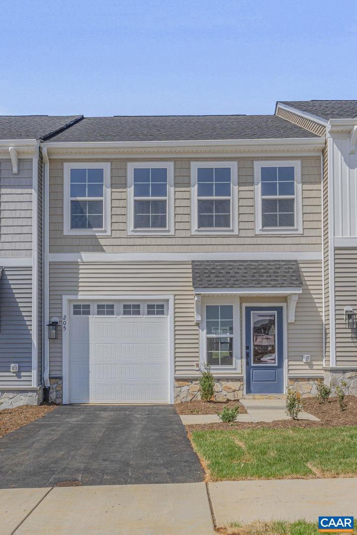 205 SUNBIRD LN, WAYNESBORO, Virginia 22980, 3 Bedrooms Bedrooms, ,2 BathroomsBathrooms,Residential,For sale,205 SUNBIRD LN,663473 MLS # 663473
