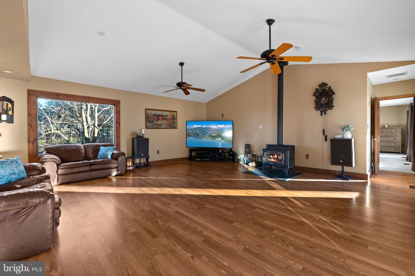 42024 BRIGHTWOOD LN, LEESBURG, Virginia 20176, 4 Bedrooms Bedrooms, ,3 BathroomsBathrooms,Residential,For sale,42024 BRIGHTWOOD LN,VALO2094404 MLS # VALO2094404