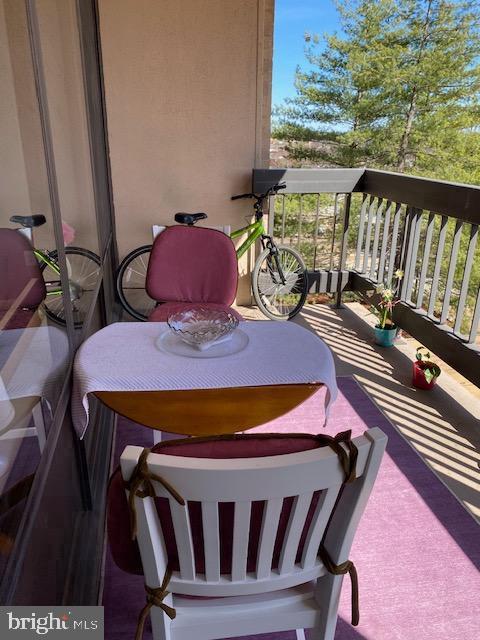 3701 S GEORGE MASON DR #401N, FALLS CHURCH, Virginia 22041, 1 Bedroom Bedrooms, ,1 BathroomBathrooms,Residential,For sale,3701 S GEORGE MASON DR #401N,VAFX2225826 MLS # VAFX2225826