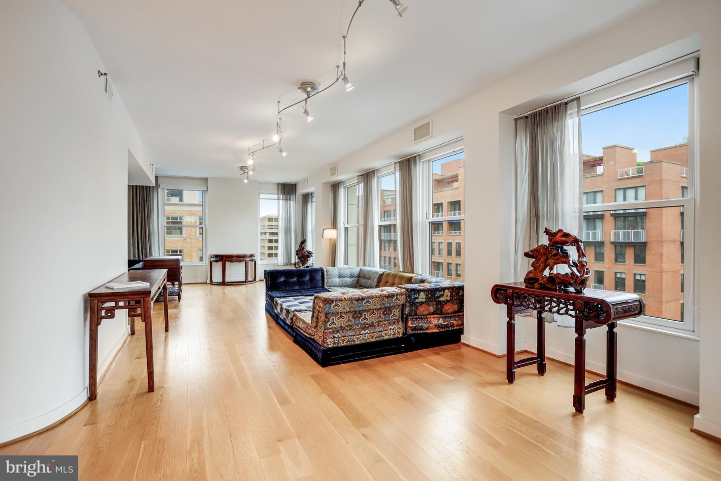 675 E ST NW #900, WASHINGTON, District Of Columbia 20004, 2 Bedrooms Bedrooms, ,2 BathroomsBathrooms,Residential,For sale,675 E ST NW #900,DCDC2194460 MLS # DCDC2194460