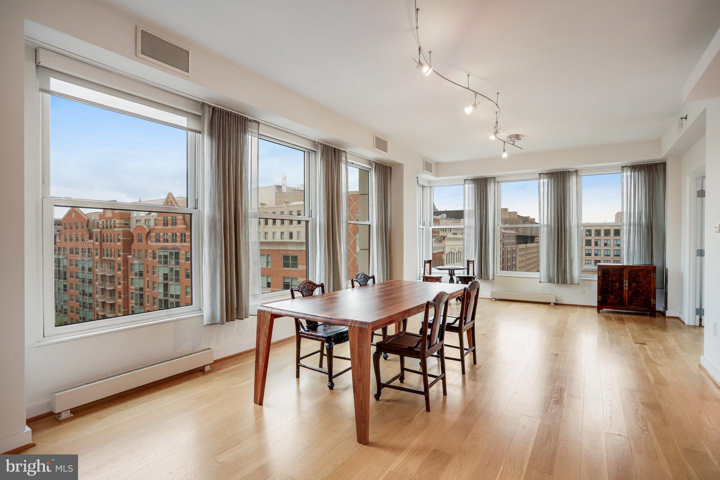 675 E ST NW #900, WASHINGTON, District Of Columbia 20004, 2 Bedrooms Bedrooms, ,2 BathroomsBathrooms,Residential,For sale,675 E ST NW #900,DCDC2194460 MLS # DCDC2194460