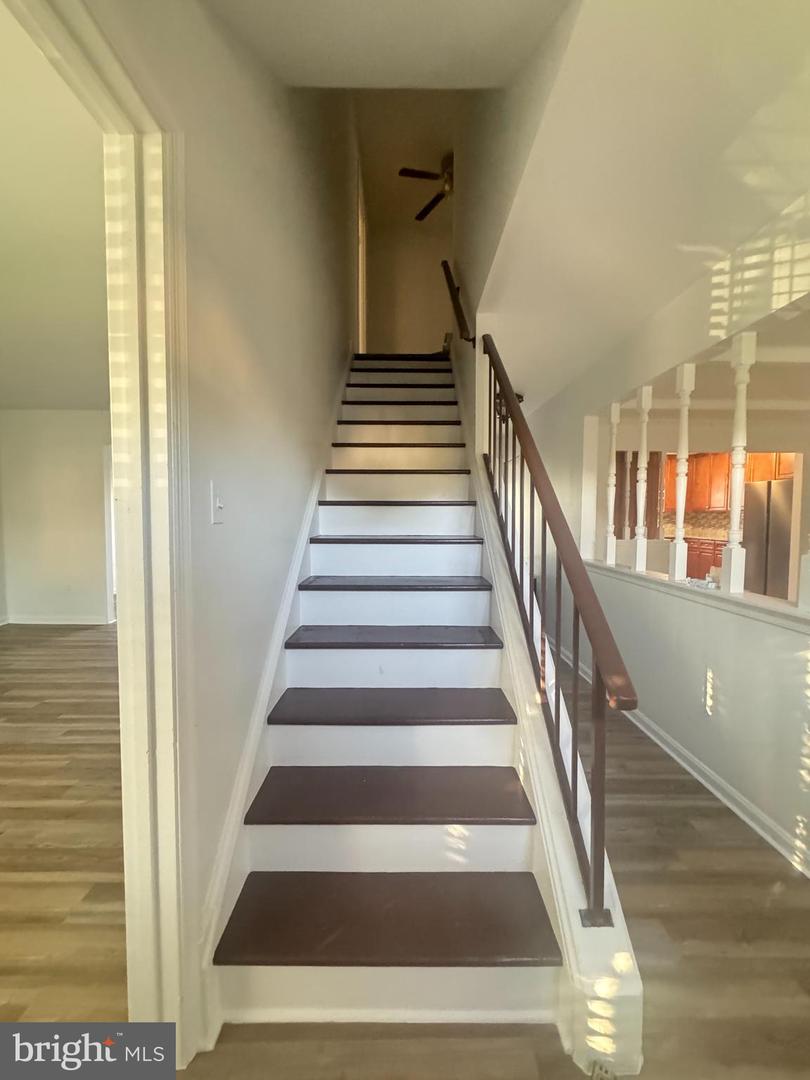 719 PALMER DR, HERNDON, Virginia 20170, 4 Bedrooms Bedrooms, ,3 BathroomsBathrooms,Residential,For sale,719 PALMER DR,VAFX2233800 MLS # VAFX2233800