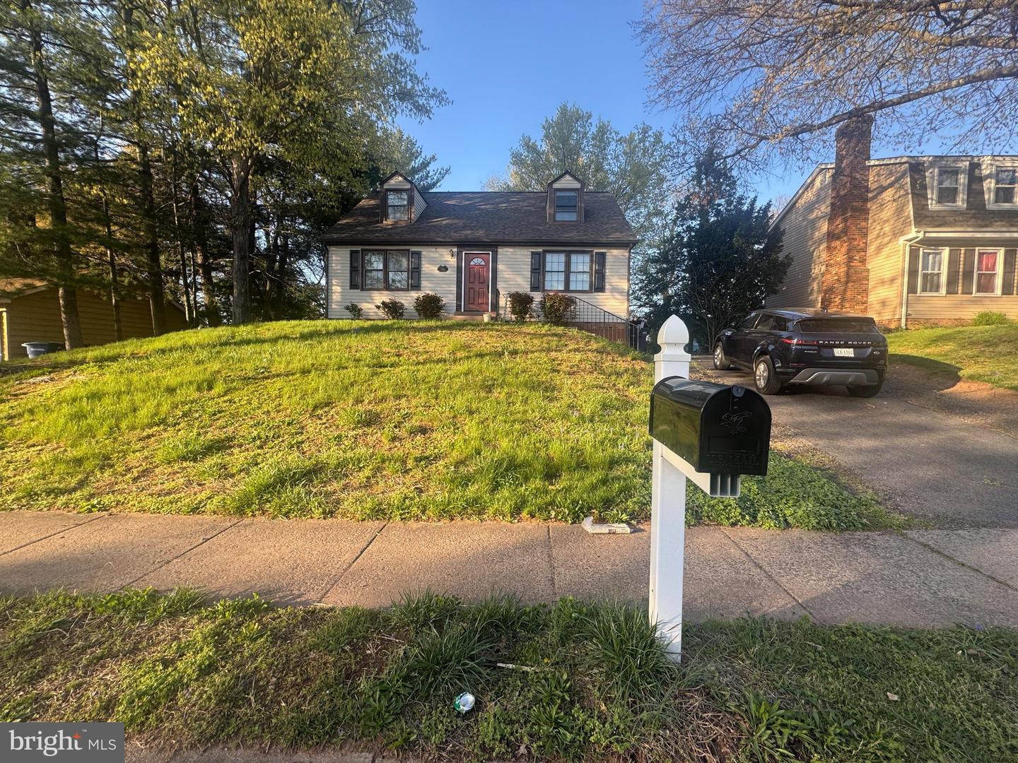 719 PALMER DR, HERNDON, Virginia 20170, 4 Bedrooms Bedrooms, ,3 BathroomsBathrooms,Residential,For sale,719 PALMER DR,VAFX2233800 MLS # VAFX2233800