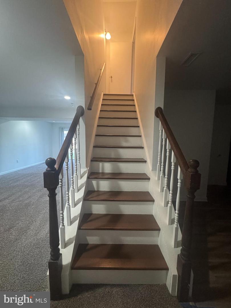 719 PALMER DR, HERNDON, Virginia 20170, 4 Bedrooms Bedrooms, ,3 BathroomsBathrooms,Residential,For sale,719 PALMER DR,VAFX2233800 MLS # VAFX2233800