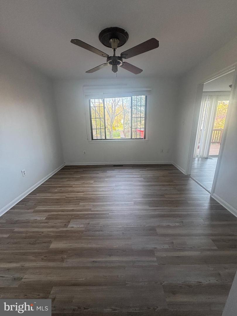 719 PALMER DR, HERNDON, Virginia 20170, 4 Bedrooms Bedrooms, ,3 BathroomsBathrooms,Residential,For sale,719 PALMER DR,VAFX2233800 MLS # VAFX2233800