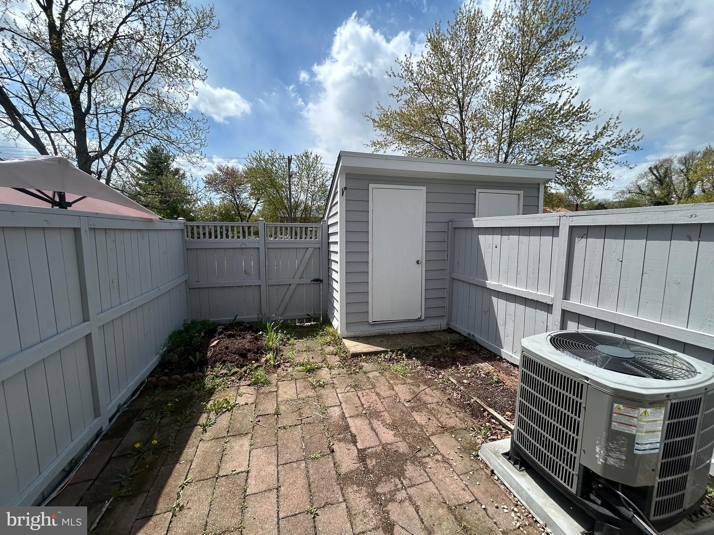 321 HARRISON ST SE, LEESBURG, Virginia 20175, 2 Bedrooms Bedrooms, ,1 BathroomBathrooms,Residential,For sale,321 HARRISON ST SE,VALO2094170 MLS # VALO2094170