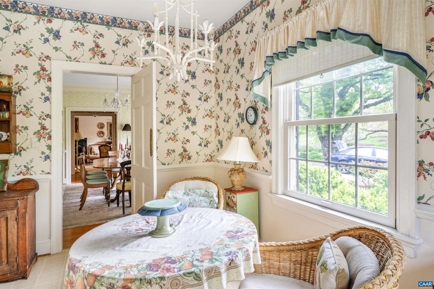 42 OLD FARM RD, CHARLOTTESVILLE, Virginia 22903, 4 Bedrooms Bedrooms, ,3 BathroomsBathrooms,Residential,For sale,42 OLD FARM RD,663436 MLS # 663436