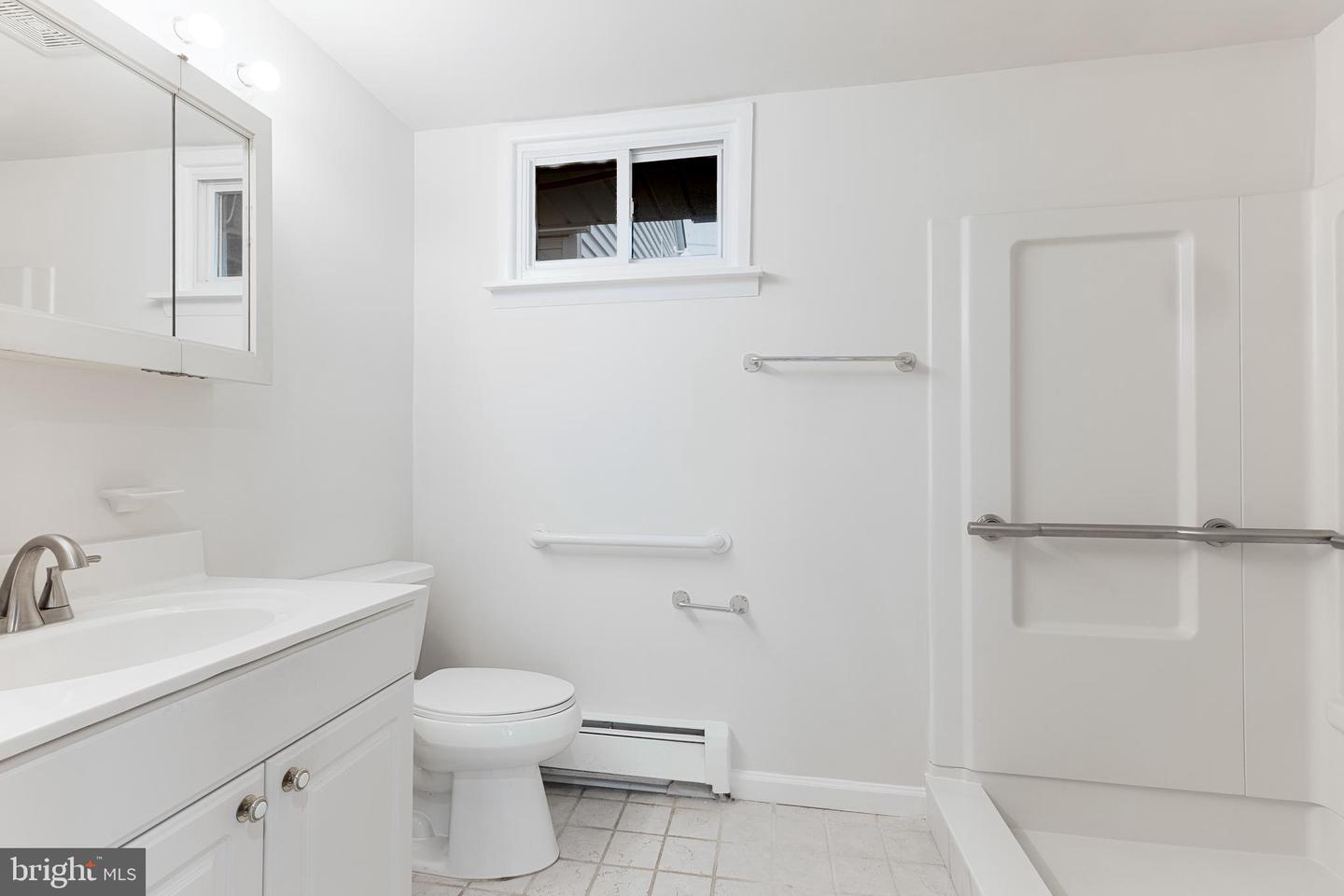 4210 GRANBY RD, WOODBRIDGE, Virginia 22193, 4 Bedrooms Bedrooms, ,2 BathroomsBathrooms,Residential,For sale,4210 GRANBY RD,VAPW2092482 MLS # VAPW2092482