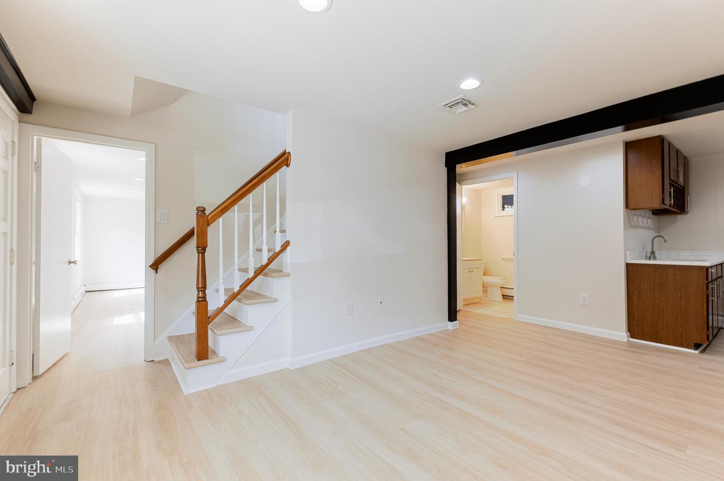 4210 GRANBY RD, WOODBRIDGE, Virginia 22193, 4 Bedrooms Bedrooms, ,2 BathroomsBathrooms,Residential,For sale,4210 GRANBY RD,VAPW2092482 MLS # VAPW2092482