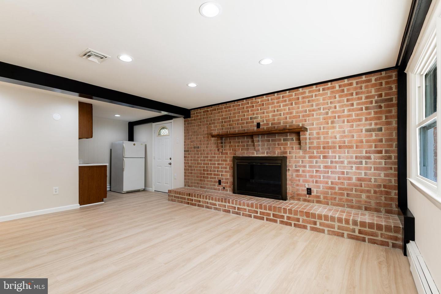 4210 GRANBY RD, WOODBRIDGE, Virginia 22193, 4 Bedrooms Bedrooms, ,2 BathroomsBathrooms,Residential,For sale,4210 GRANBY RD,VAPW2092482 MLS # VAPW2092482