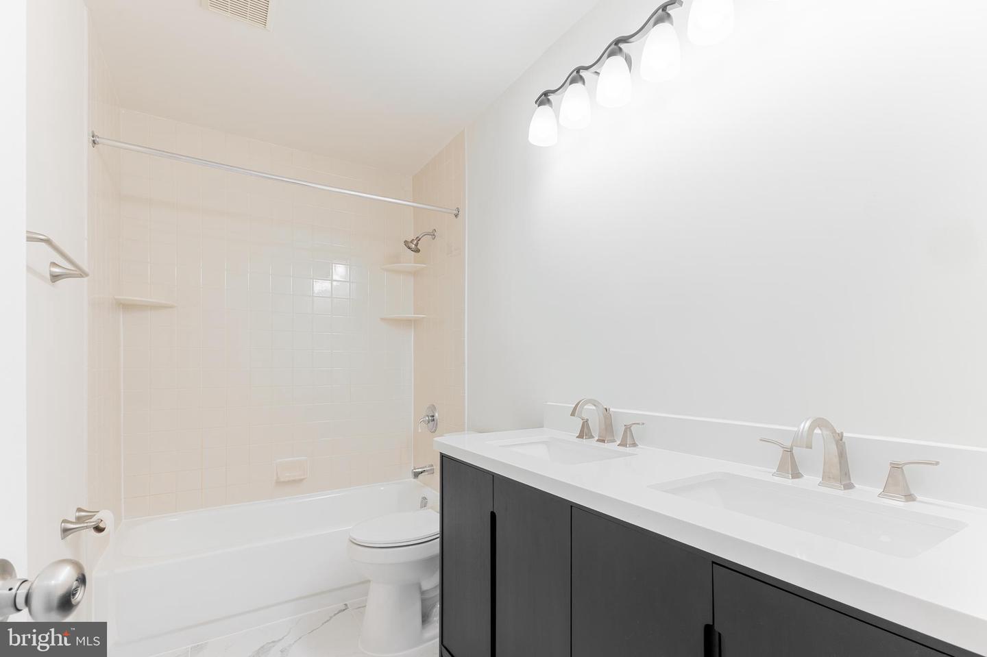 4210 GRANBY RD, WOODBRIDGE, Virginia 22193, 4 Bedrooms Bedrooms, ,2 BathroomsBathrooms,Residential,For sale,4210 GRANBY RD,VAPW2092482 MLS # VAPW2092482