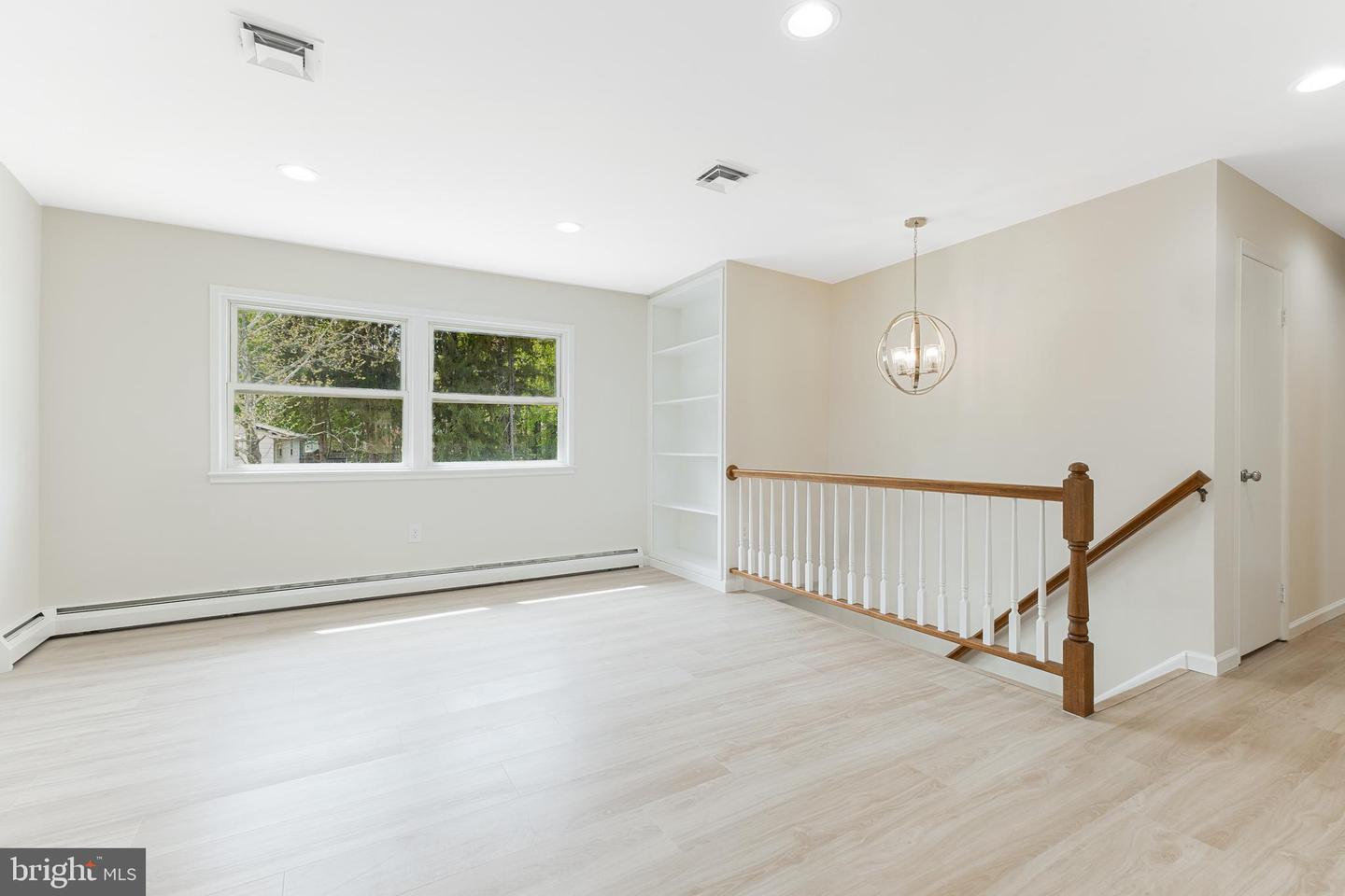 4210 GRANBY RD, WOODBRIDGE, Virginia 22193, 4 Bedrooms Bedrooms, ,2 BathroomsBathrooms,Residential,For sale,4210 GRANBY RD,VAPW2092482 MLS # VAPW2092482