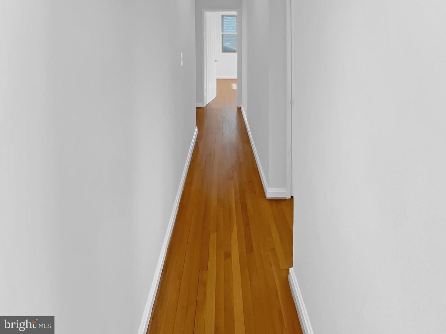 2811 SCHOOL ST, ALEXANDRIA, Virginia 22303, 3 Bedrooms Bedrooms, ,3 BathroomsBathrooms,Residential,For sale,2811 SCHOOL ST,VAFX2235674 MLS # VAFX2235674