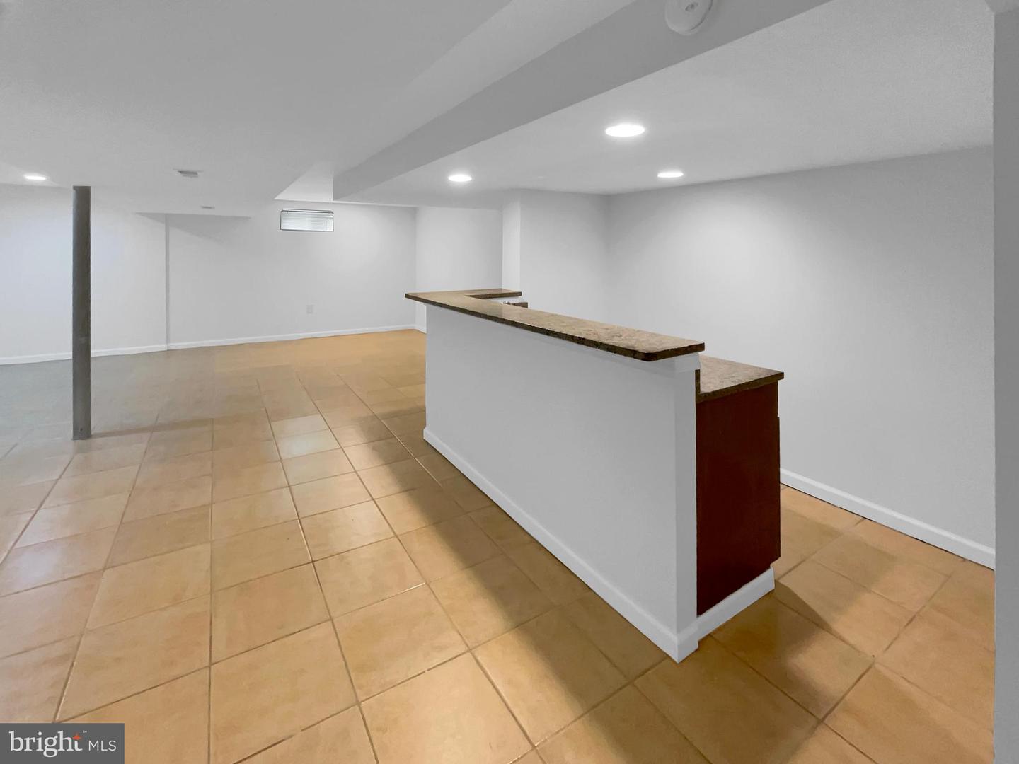 2811 SCHOOL ST, ALEXANDRIA, Virginia 22303, 3 Bedrooms Bedrooms, ,3 BathroomsBathrooms,Residential,For sale,2811 SCHOOL ST,VAFX2235674 MLS # VAFX2235674