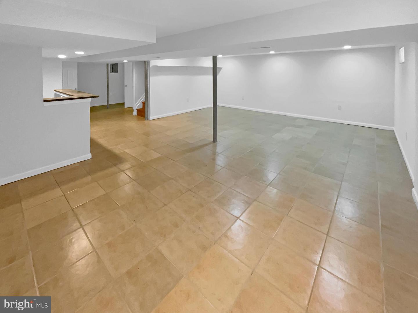 2811 SCHOOL ST, ALEXANDRIA, Virginia 22303, 3 Bedrooms Bedrooms, ,3 BathroomsBathrooms,Residential,For sale,2811 SCHOOL ST,VAFX2235674 MLS # VAFX2235674