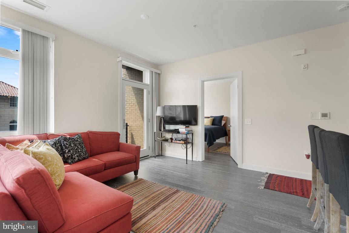 1794 LANIER PL NW #308, WASHINGTON, District Of Columbia 20009, 2 Bedrooms Bedrooms, ,2 BathroomsBathrooms,Residential,For sale,1794 LANIER PL NW #308,DCDC2188068 MLS # DCDC2188068