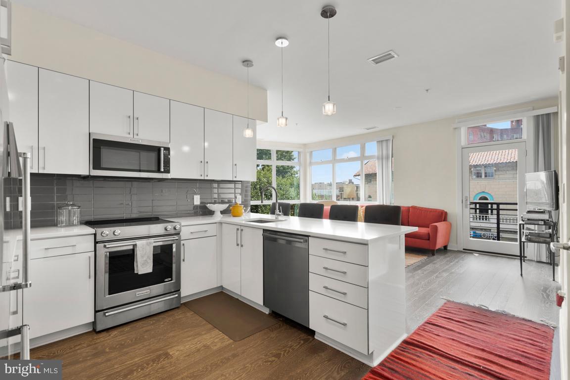 1794 LANIER PL NW #308, WASHINGTON, District Of Columbia 20009, 2 Bedrooms Bedrooms, ,2 BathroomsBathrooms,Residential,For sale,1794 LANIER PL NW #308,DCDC2188068 MLS # DCDC2188068