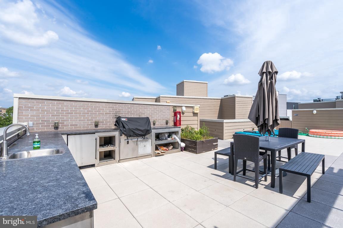 1794 LANIER PL NW #308, WASHINGTON, District Of Columbia 20009, 2 Bedrooms Bedrooms, ,2 BathroomsBathrooms,Residential,For sale,1794 LANIER PL NW #308,DCDC2188068 MLS # DCDC2188068