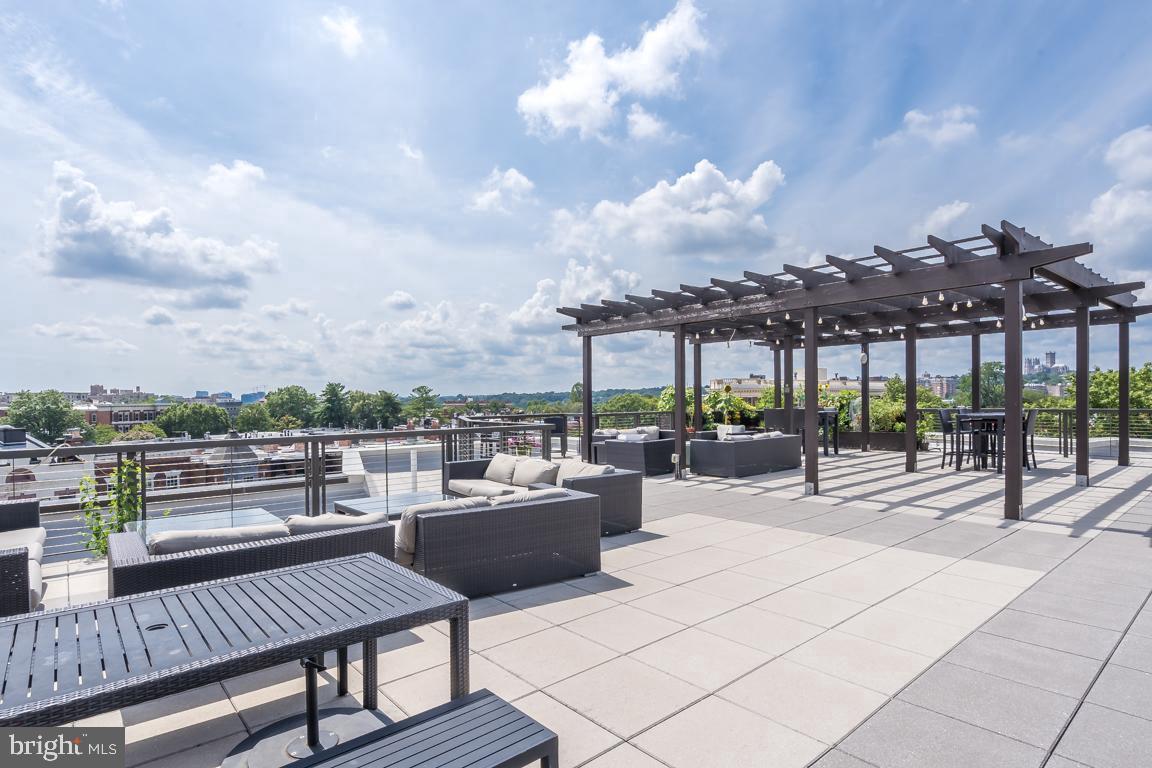 1794 LANIER PL NW #308, WASHINGTON, District Of Columbia 20009, 2 Bedrooms Bedrooms, ,2 BathroomsBathrooms,Residential,For sale,1794 LANIER PL NW #308,DCDC2188068 MLS # DCDC2188068
