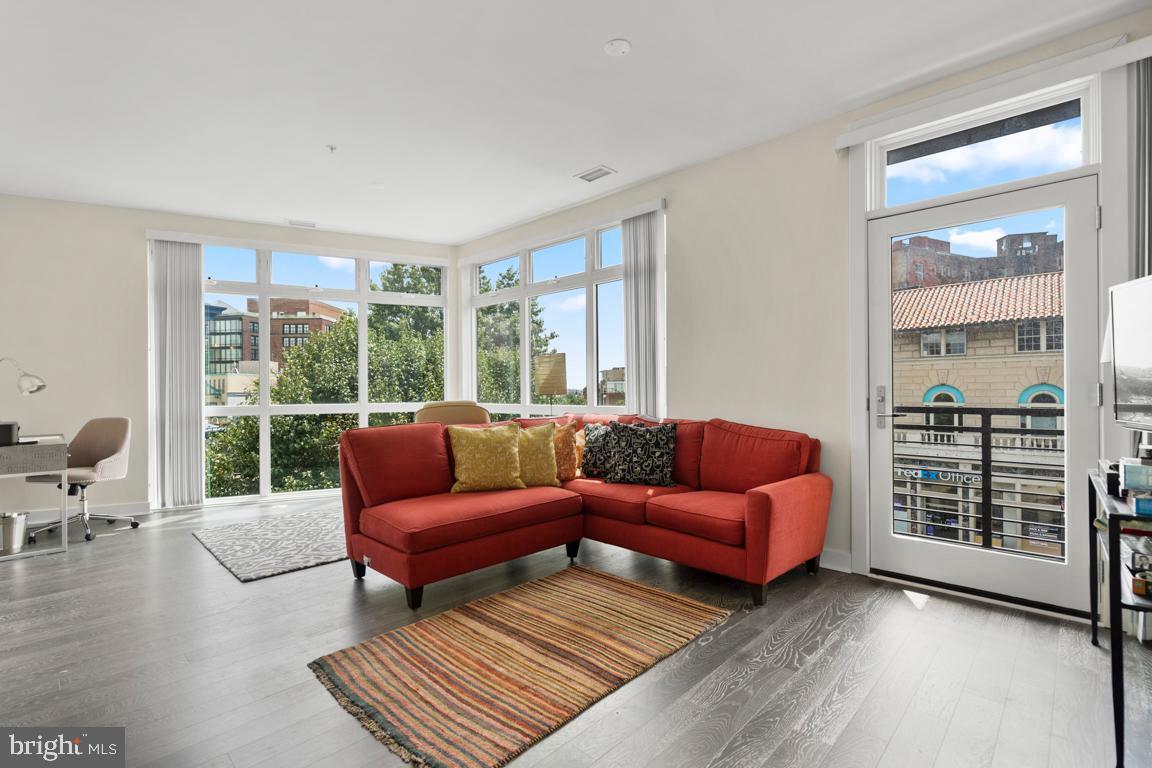 1794 LANIER PL NW #308, WASHINGTON, District Of Columbia 20009, 2 Bedrooms Bedrooms, ,2 BathroomsBathrooms,Residential,For sale,1794 LANIER PL NW #308,DCDC2188068 MLS # DCDC2188068