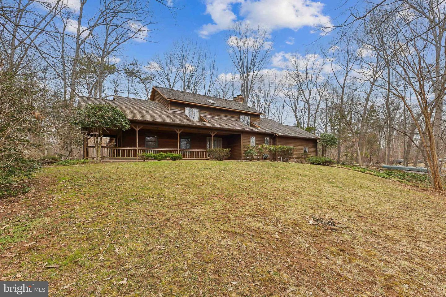 41 CEDAR DR, STERLING, Virginia 20164, 4 Bedrooms Bedrooms, ,3 BathroomsBathrooms,Residential,For sale,41 CEDAR DR,VALO2090872 MLS # VALO2090872