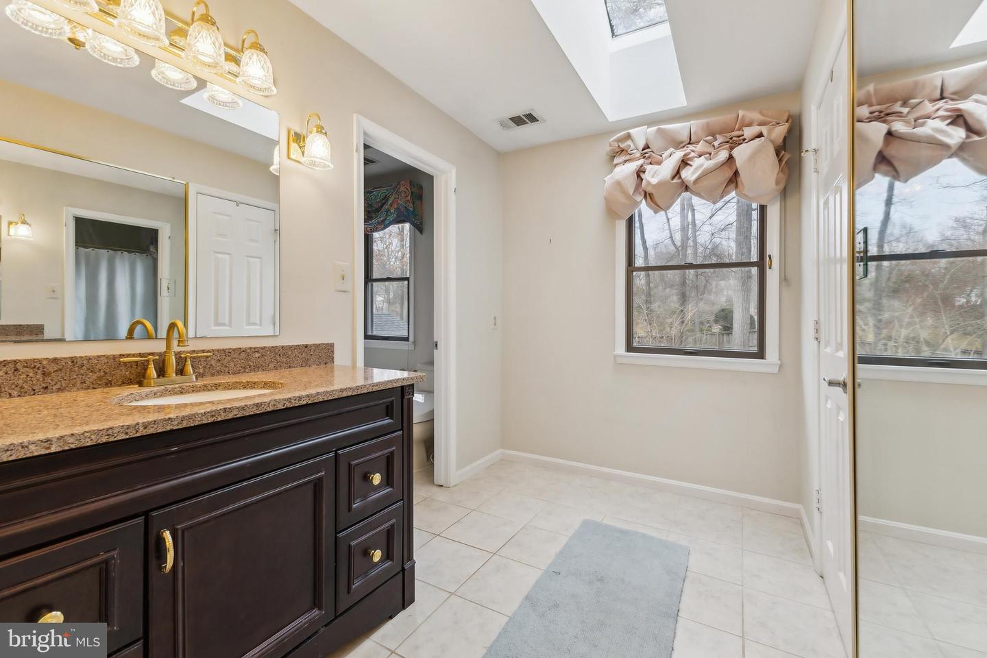 41 CEDAR DR, STERLING, Virginia 20164, 4 Bedrooms Bedrooms, ,3 BathroomsBathrooms,Residential,For sale,41 CEDAR DR,VALO2090872 MLS # VALO2090872