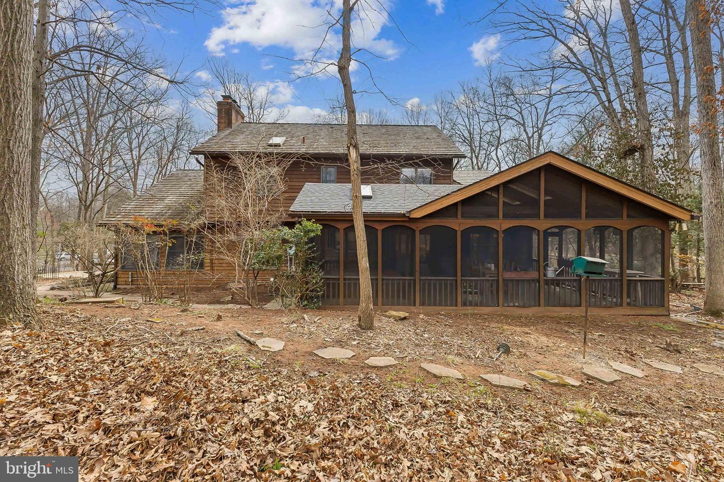 41 CEDAR DR, STERLING, Virginia 20164, 4 Bedrooms Bedrooms, ,3 BathroomsBathrooms,Residential,For sale,41 CEDAR DR,VALO2090872 MLS # VALO2090872