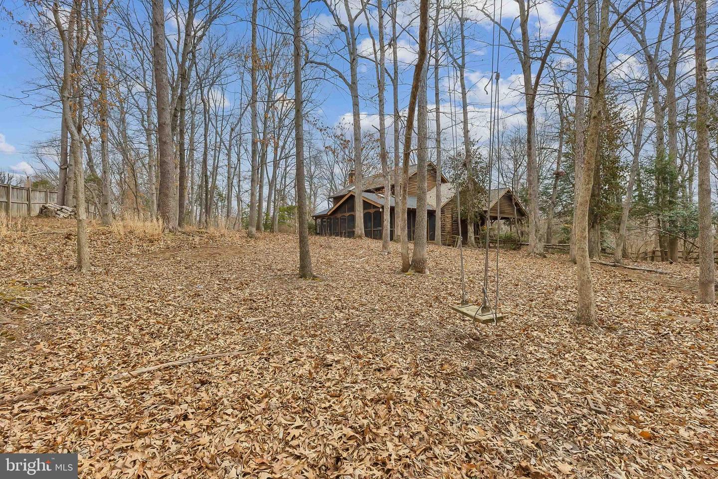 41 CEDAR DR, STERLING, Virginia 20164, 4 Bedrooms Bedrooms, ,3 BathroomsBathrooms,Residential,For sale,41 CEDAR DR,VALO2090872 MLS # VALO2090872