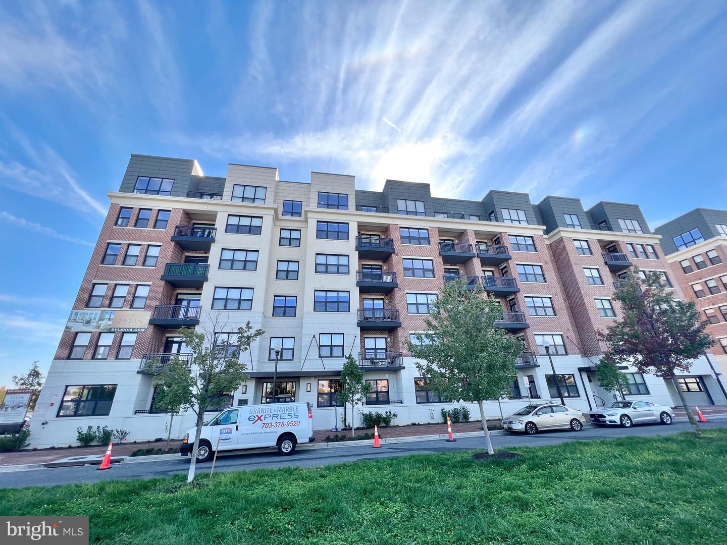 737 SWANN AVE #404, ALEXANDRIA, Virginia 22301, 1 Bedroom Bedrooms, ,1 BathroomBathrooms,Residential,For sale,737 SWANN AVE #404,VAAX2042716 MLS # VAAX2042716