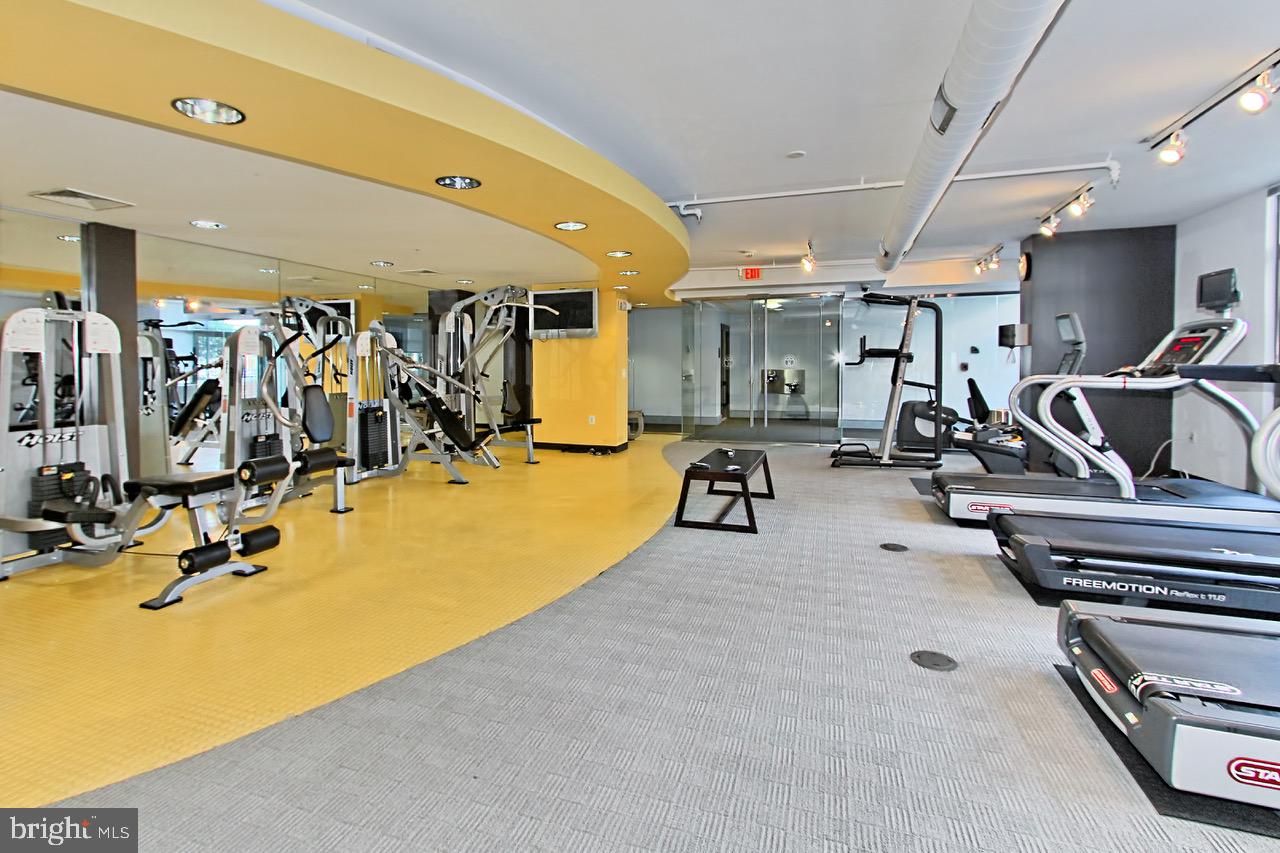 3650 S GLEBE RD #147, ARLINGTON, Virginia 22202, 1 Bedroom Bedrooms, ,1 BathroomBathrooms,Residential,For sale,3650 S GLEBE RD #147,VAAR2055204 MLS # VAAR2055204