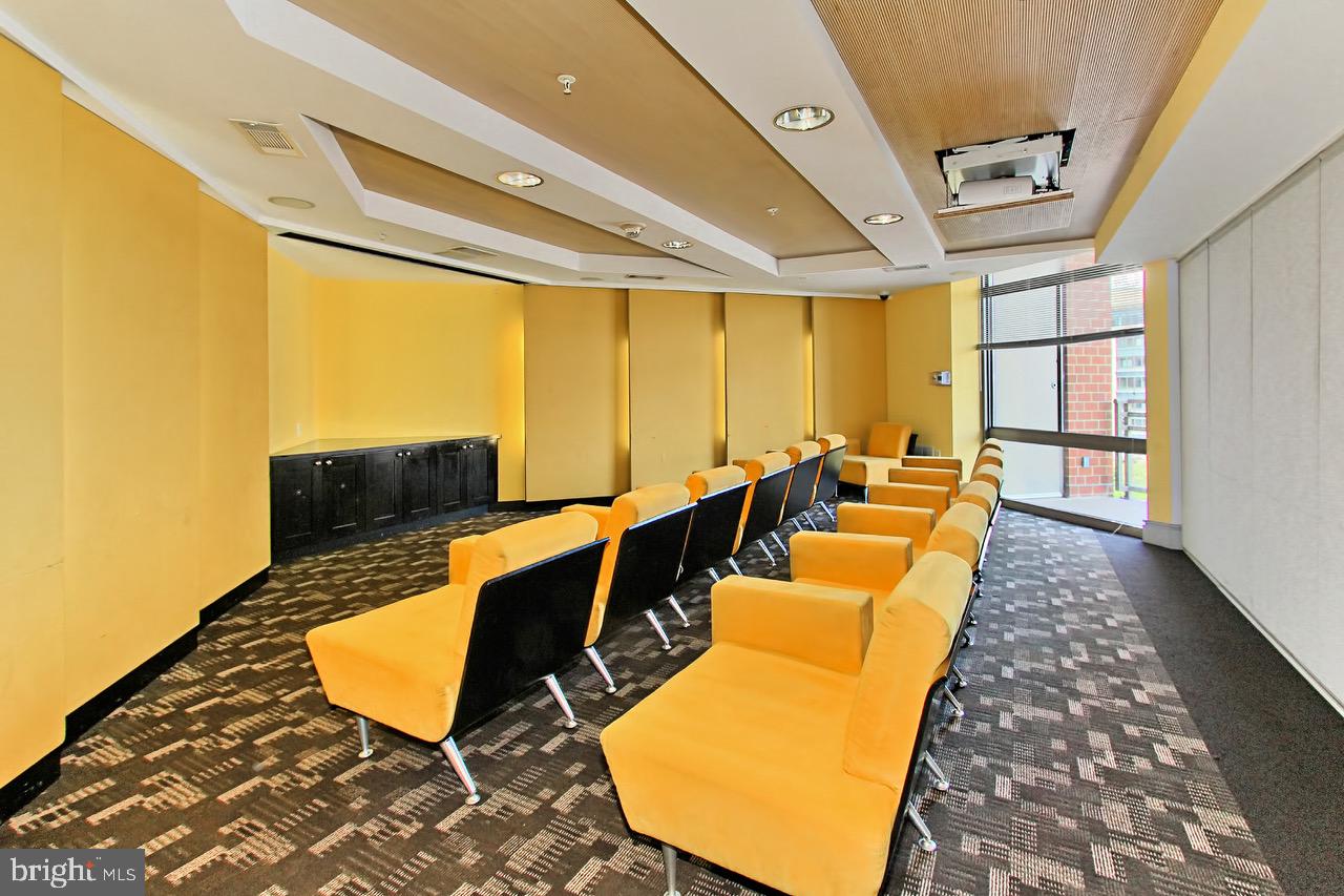 3650 S GLEBE RD #147, ARLINGTON, Virginia 22202, 1 Bedroom Bedrooms, ,1 BathroomBathrooms,Residential,For sale,3650 S GLEBE RD #147,VAAR2055204 MLS # VAAR2055204
