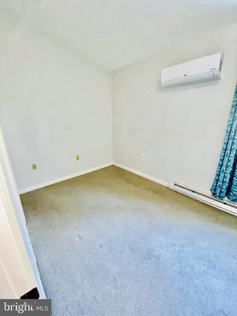 24875 OLD VALLEY PIKE, MAURERTOWN, Virginia 22644, 2 Bedrooms Bedrooms, ,2 BathroomsBathrooms,Residential,For sale,24875 OLD VALLEY PIKE,VASH2011226 MLS # VASH2011226