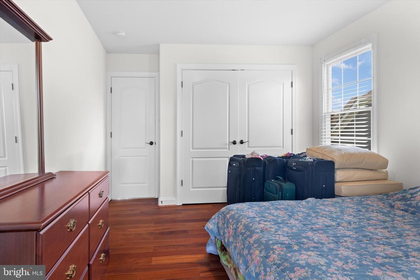 8428 LINK HILLS LOOP, GAINESVILLE, Virginia 20155, 5 Bedrooms Bedrooms, ,5 BathroomsBathrooms,Residential,For sale,8428 LINK HILLS LOOP,VAPW2092498 MLS # VAPW2092498