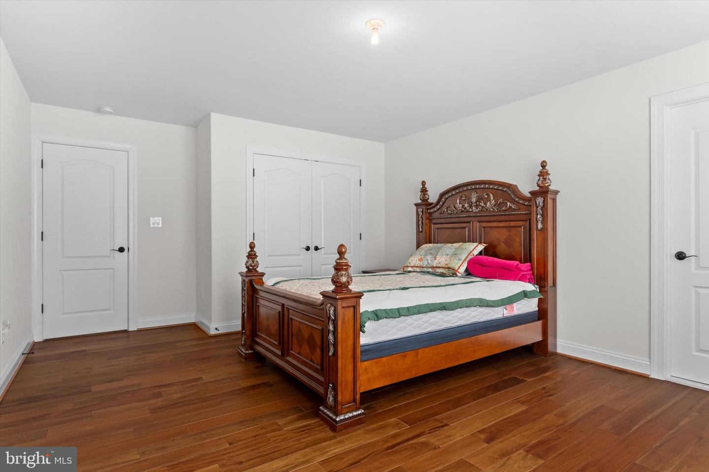 8428 LINK HILLS LOOP, GAINESVILLE, Virginia 20155, 5 Bedrooms Bedrooms, ,5 BathroomsBathrooms,Residential,For sale,8428 LINK HILLS LOOP,VAPW2092498 MLS # VAPW2092498
