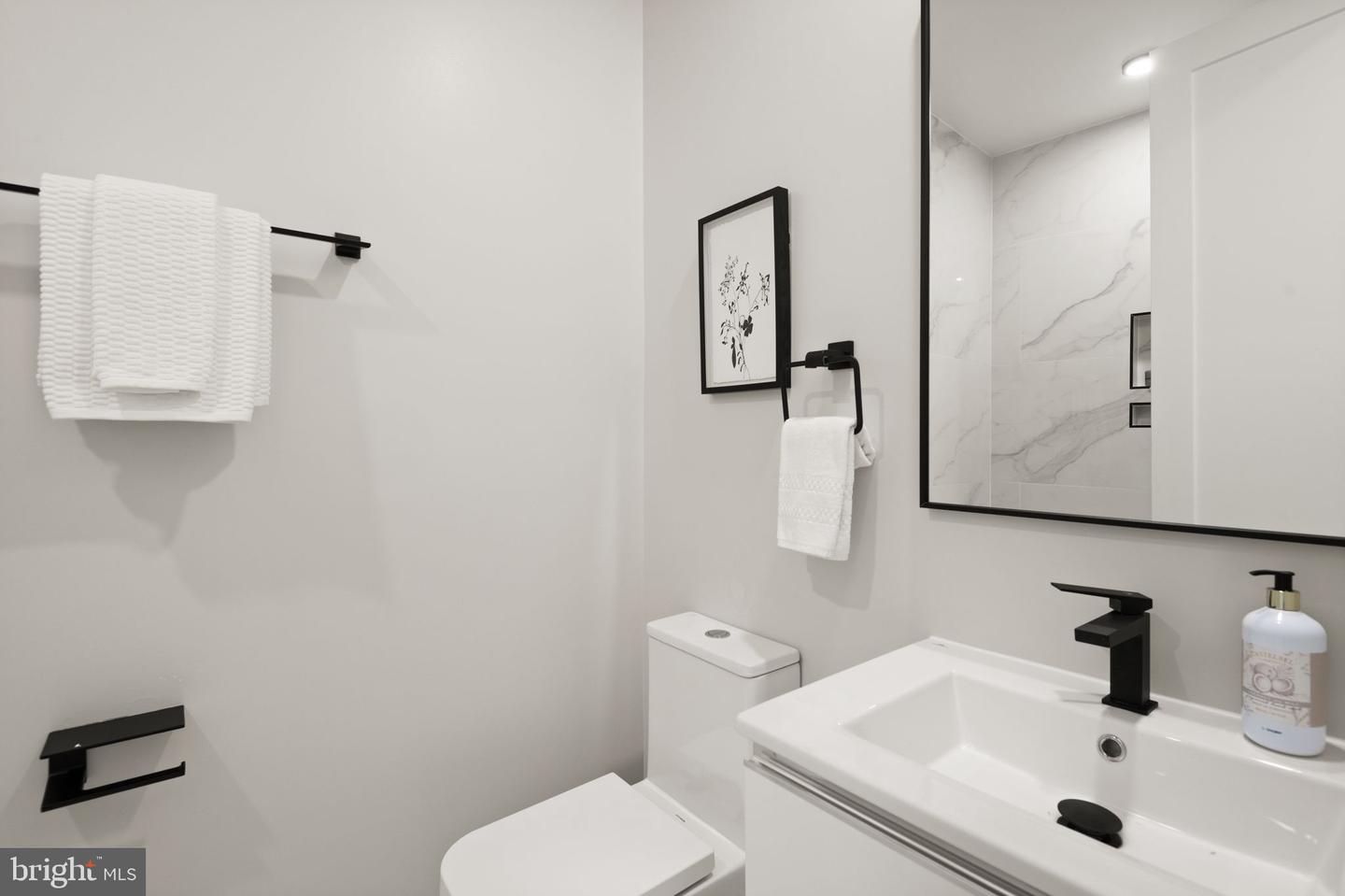 1610 FOXHALL RD NW, WASHINGTON, District Of Columbia 20007, 7 Bedrooms Bedrooms, ,6 BathroomsBathrooms,Residential,For sale,1610 FOXHALL RD NW,DCDC2196732 MLS # DCDC2196732