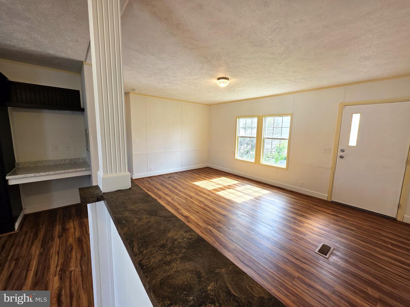 14528 LANCIA CIR, CHANTILLY, Virginia 20151, 3 Bedrooms Bedrooms, ,2 BathroomsBathrooms,Residential,For sale,14528 LANCIA CIR,VAFX2235972 MLS # VAFX2235972