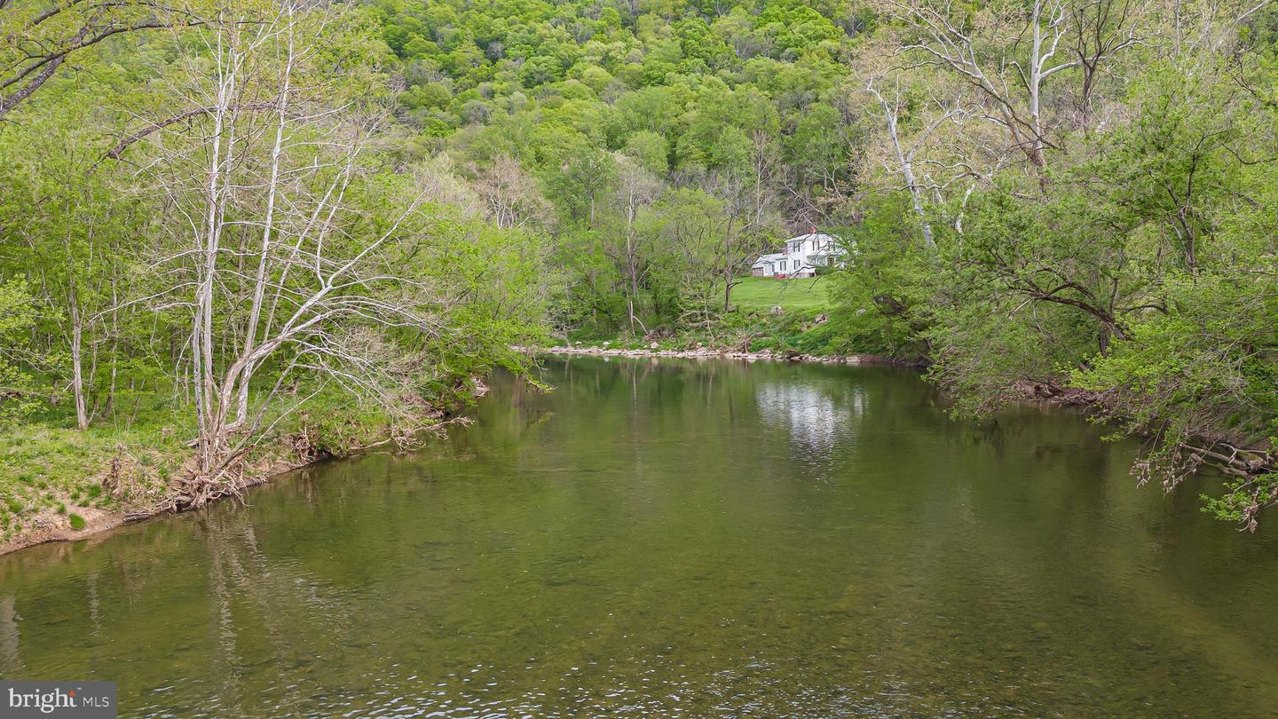 628 BLACK BEAR RD, MAURERTOWN, Virginia 22644, 3 Bedrooms Bedrooms, ,2 BathroomsBathrooms,Residential,For sale,628 BLACK BEAR RD,VASH2010006 MLS # VASH2010006