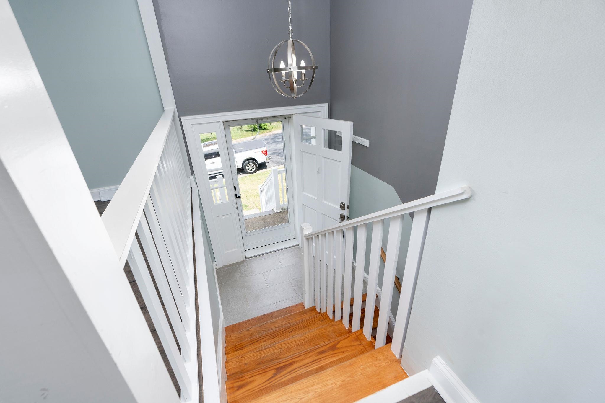 402 MARSHALL ST, STAUNTON, Virginia 24401, 3 Bedrooms Bedrooms, ,3 BathroomsBathrooms,Residential,402 MARSHALL ST,663614 MLS # 663614