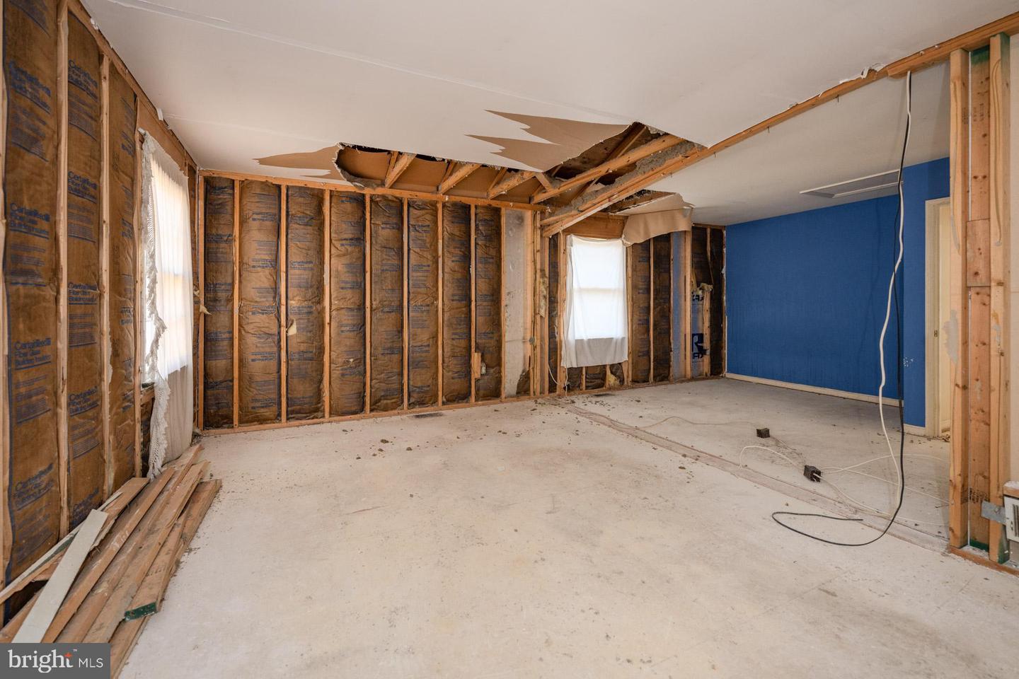 12667 LANDVIEW DR, MANASSAS, Virginia 20112, 4 Bedrooms Bedrooms, ,2 BathroomsBathrooms,Residential,For sale,12667 LANDVIEW DR,VAPW2088854 MLS # VAPW2088854