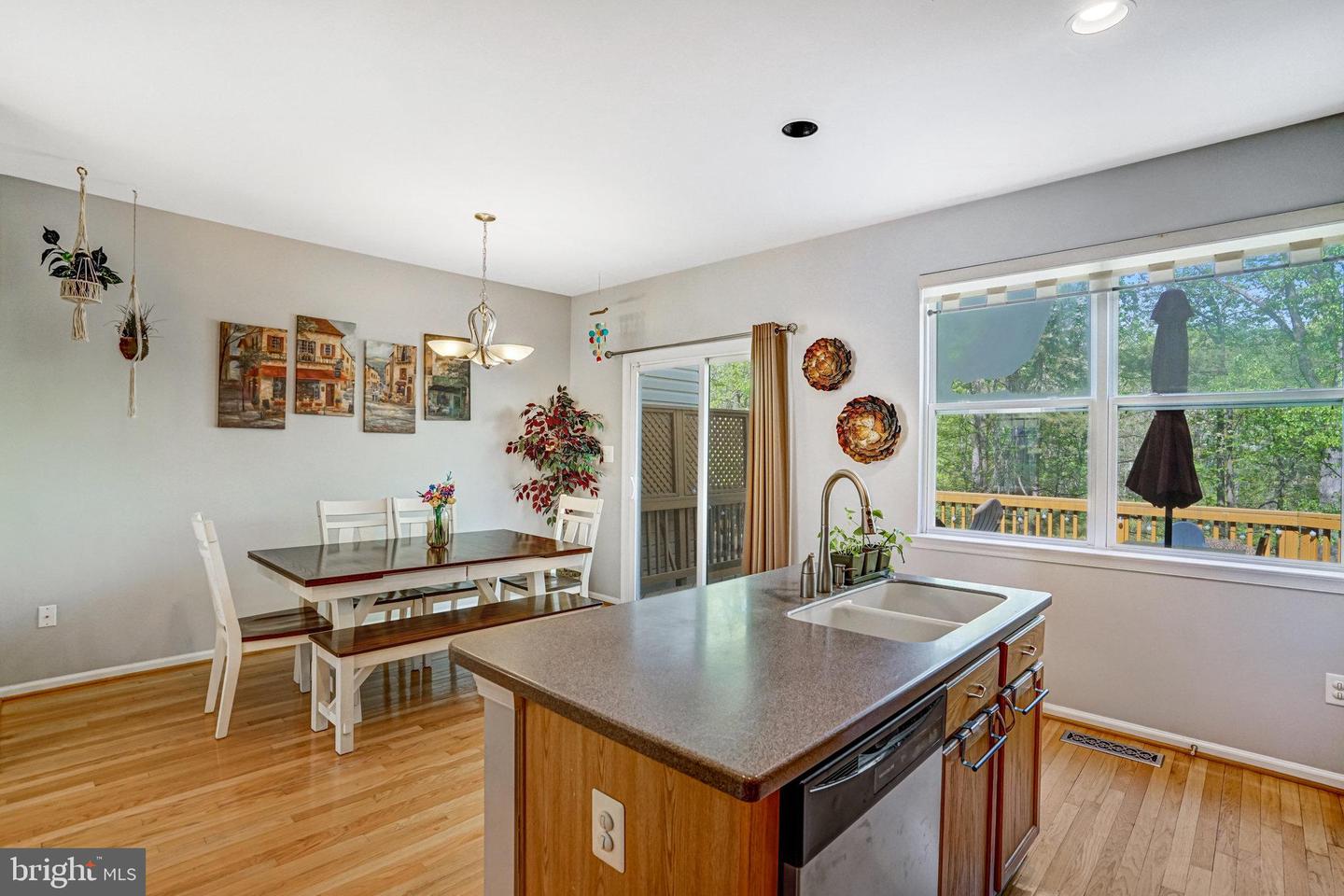 7721 SULLIVAN CIR, ALEXANDRIA, Virginia 22315, 3 Bedrooms Bedrooms, ,2 BathroomsBathrooms,Residential,For sale,7721 SULLIVAN CIR,VAFX2227414 MLS # VAFX2227414