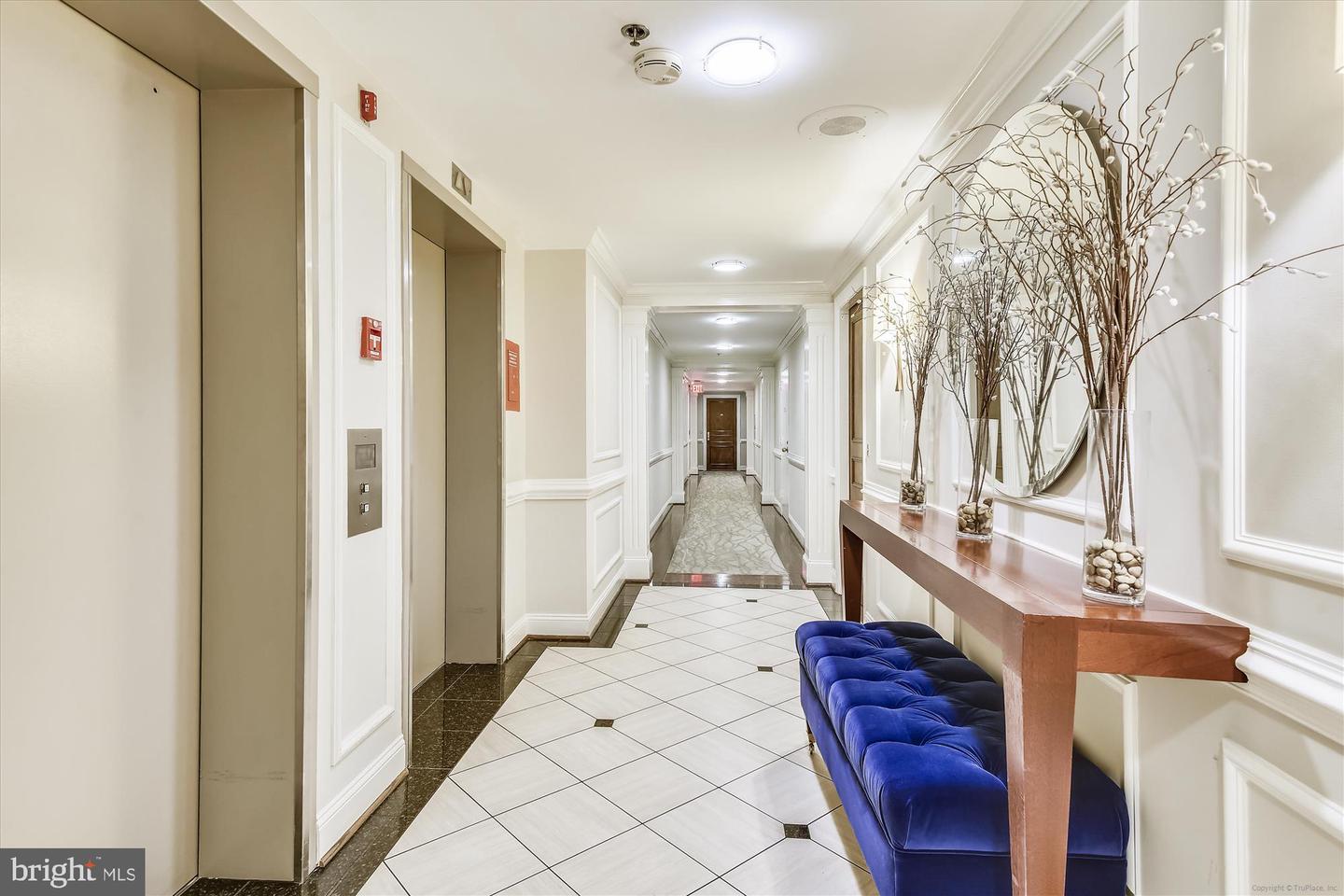 1401 N OAK ST #G-5, ARLINGTON, Virginia 22209, 2 Bedrooms Bedrooms, ,2 BathroomsBathrooms,Residential,For sale,1401 N OAK ST #G-5,VAAR2054530 MLS # VAAR2054530
