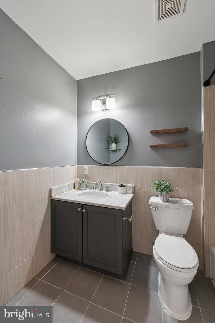 1300 CHILDRESS ST NE #3, WASHINGTON, District Of Columbia 20002, 2 Bedrooms Bedrooms, ,1 BathroomBathrooms,Residential,For sale,1300 CHILDRESS ST NE #3,DCDC2191390 MLS # DCDC2191390