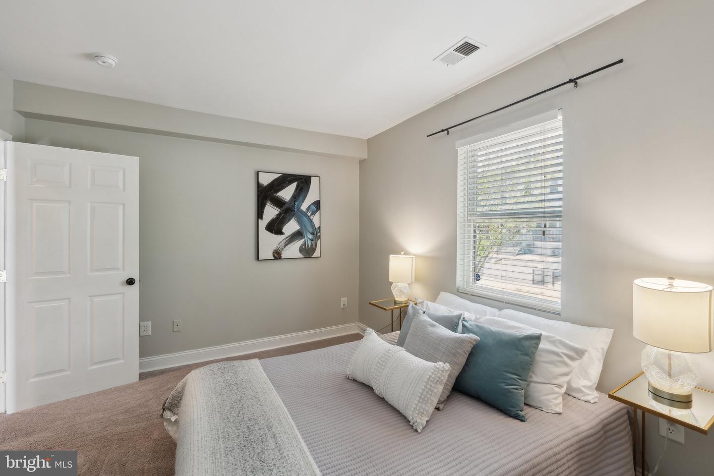 1300 CHILDRESS ST NE #3, WASHINGTON, District Of Columbia 20002, 2 Bedrooms Bedrooms, ,1 BathroomBathrooms,Residential,For sale,1300 CHILDRESS ST NE #3,DCDC2191390 MLS # DCDC2191390