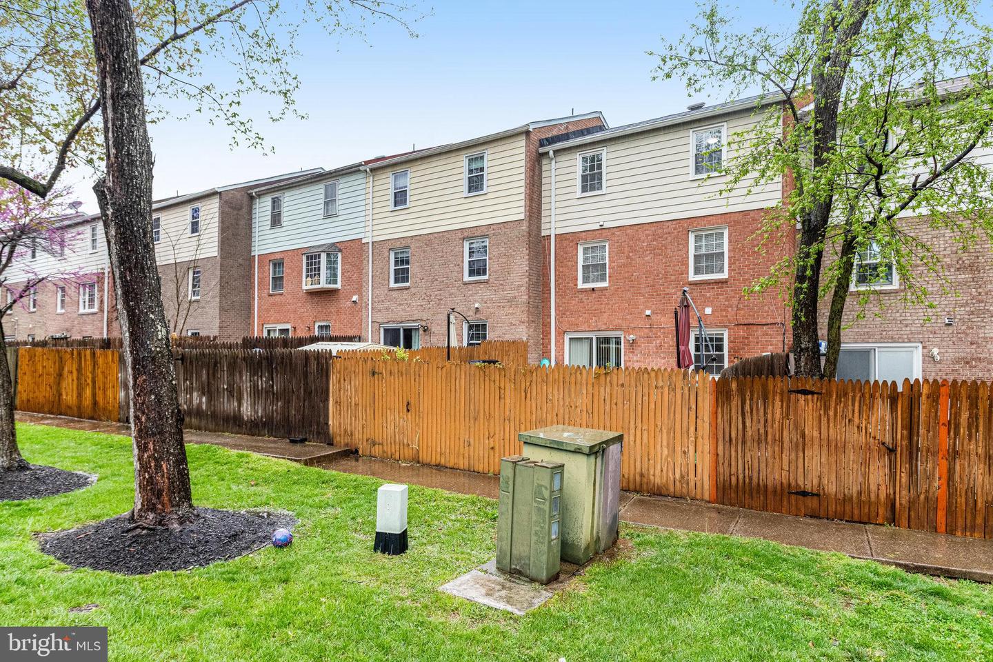 12712 HARBORVIEW CT, WOODBRIDGE, Virginia 22192, 4 Bedrooms Bedrooms, ,3 BathroomsBathrooms,Residential,For sale,12712 HARBORVIEW CT,VAPW2090946 MLS # VAPW2090946